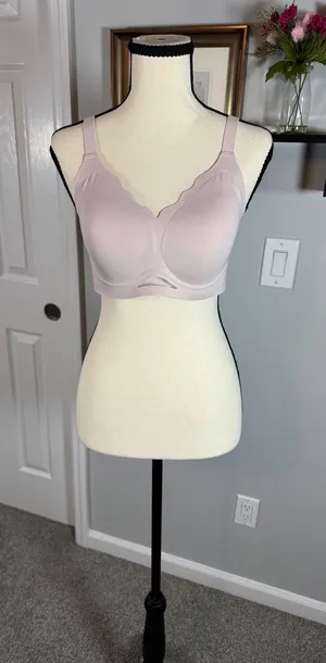 OEAK Women Wireless Seamless Scalloped Bra Blush Pink Size Medium NEW thumbnail 1