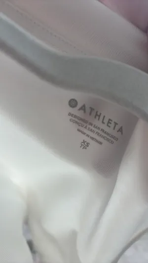 Athleta white short sleeve top thumbnail 2