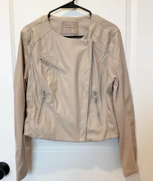 Blank NYC‎ Womens Faux Leather Moto Jacket Medium Modern Minimalist Sleek Staple thumbnail 1