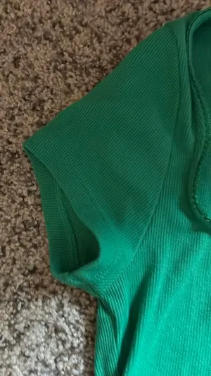 Old Navy Green Top thumbnail 3