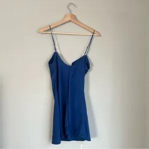 Victoria’s Secret Blue Satin Cami Slip Dress Size Small thumbnail 4