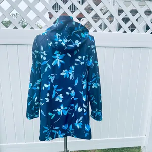 Dennis Basso Spring Rain Blue Floral Raincoat size XS thumbnail 7