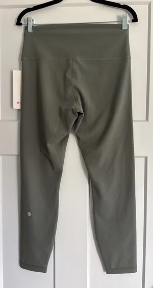 Lululemon Size 10 Wunder Train No Line HR 25” Leggings thumbnail 4