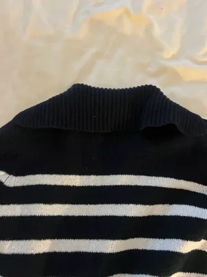 Abercrombie Sweater thumbnail 3