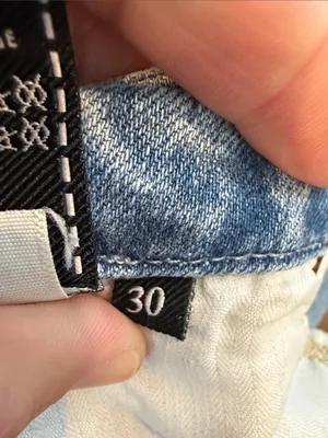 7 For All Mankind Light Blue Distressed Skinny Jeans w/ Glitter Size 30 - C8-064 thumbnail 4