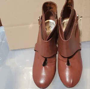 Kenneth Cole Unlisted Booties Size 9 Medium thumbnail 3