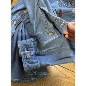 Bobbie Brooks Woman size 14W/16W Embroidered Ornaments Christmas Denim Shirt VTG thumbnail 9