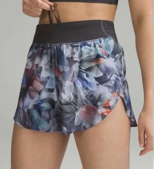Lululemon Fast Free Short 3" Sz 4 Reflective Classic Fit Floral Multi Print Grey thumbnail 1