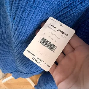 FREE PEOPLE NWT Blue‎ Cerulean Oversized Knit Sweater Size Small thumbnail 4