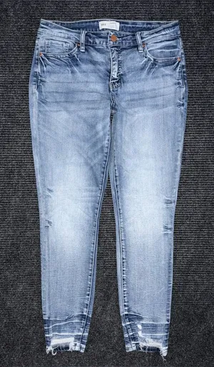 Buckle BKE Gabby Curvy High Rise Ankle Tall Stretch Jean Sz 27 Distressed BGK205 thumbnail 1