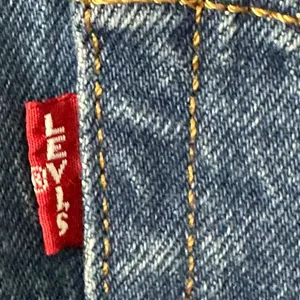 Levi's 501 Premium Crop Jeans in Charleston Fun Size 27 Big E Distressed Raw Hem thumbnail 13