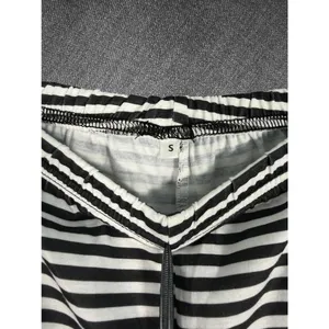 Black And White Striped Wide Leg Pants thumbnail 6