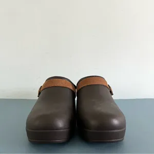 Crocs Sarah Belted‎ Dark Brown Heel Clogs thumbnail 4
