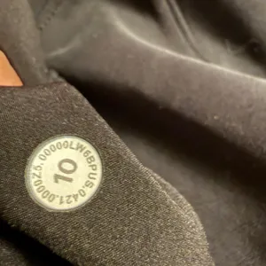 Lululemon Softstreme High-Rise Culotte black size 10 W6BPUS‎ thumbnail 7