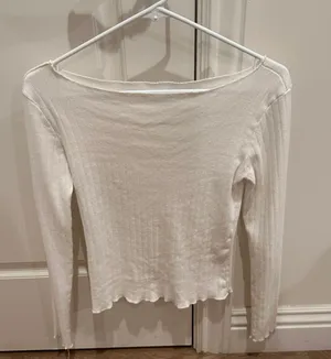 Brandy Melville heart eyelet off shoulder top thumbnail 1