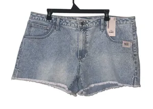 NWT No Boundaries Light Blue Denim Cutoff Shorts Fringe Mid Rise 3” Inseam thumbnail 1