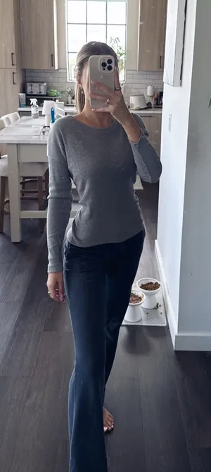 Classic Women's Long-Sleeve Crewneck Top - Gray (Size Small) thumbnail 1