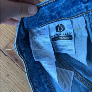 Levi’s Ribcage Denim Button-Front Skirt Medium Wash thumbnail 6