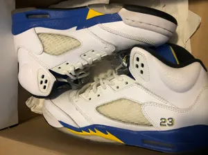Nike Air Jordan Retro 5 thumbnail 1