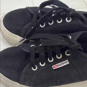Trendy Black Canvas Sneakers thumbnail 3