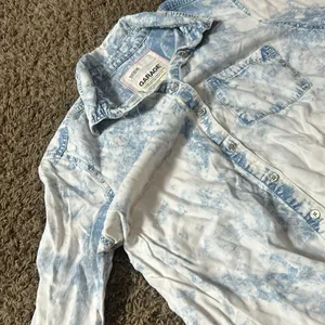 Zara Garage Acid Washed Boyfriend Denim Button Up‎ Size XS/S thumbnail 2