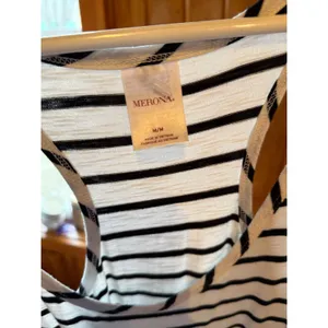 Merona Womens Black‎ White Striped Racerback Maxi Dress Medium Sleeveless Casual thumbnail 6
