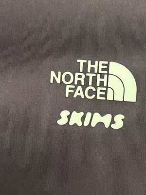 The North Face TNF X SKIMS Refina Short Sleeve Top Phoenix Small New thumbnail 3