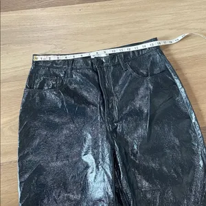 Abercrombie & Fitch 90s Straight Ultra High Rise Navy Vegan Leather Pants thumbnail 4