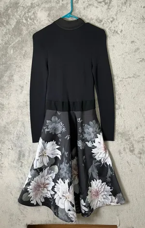 Ted Baker Jordynn Clove Floral Fit & Flare Midi Dress Mock Neck Black Size 4 New thumbnail 1