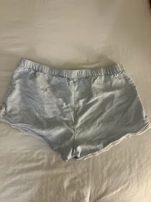 Brandy Melville shorts thumbnail 2
