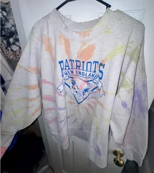 Aerie New England Patriots Vintage NFL Graphic Tie-Dye Sweatshirt thumbnail 1