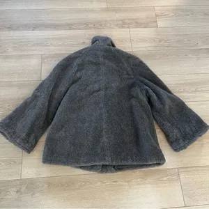 Vintage Women’s Four Button Fur Coat Bell Sleeve Size 46” Chest M/L thumbnail 7