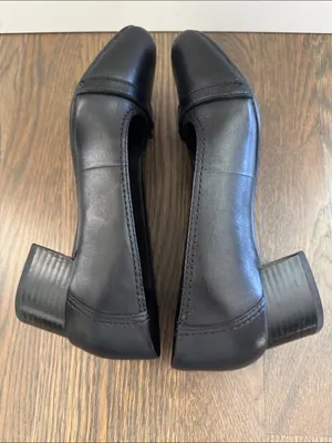 Clarks Black Leather Low Block Heel Marilyn Nora Pumps size 6 thumbnail 7