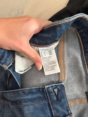 American Eagle Jeans thumbnail 3
