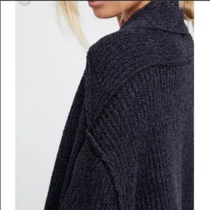 ✨HP✨Free People Low Tide Oversized Cardigan✨ thumbnail 5