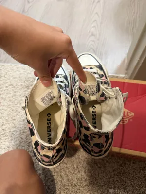 Converse thumbnail 5