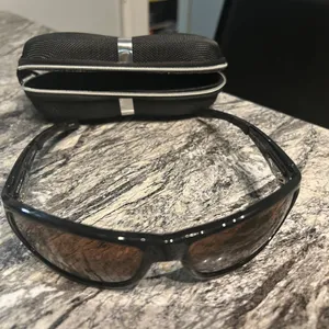 Hobie Black Polarized Sunglasses thumbnail 1