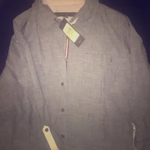 NWT Tommy Hilfiger‎ Button Up thumbnail 1