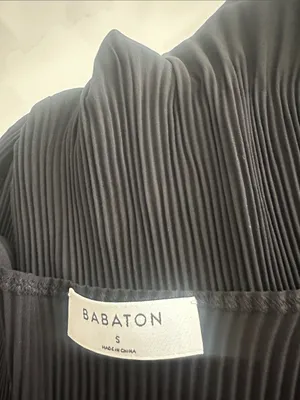 Aritzia Babaton Mathis Pleated Dress in‎ black size small NWT thumbnail 3