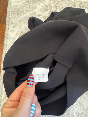 Vuori Black High-Rise Bike Shorts thumbnail 3