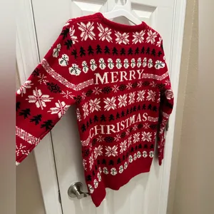 PULL & BEAR Christmas Sweater Size Large women’s Medium Men’s Mex (38) thumbnail 9
