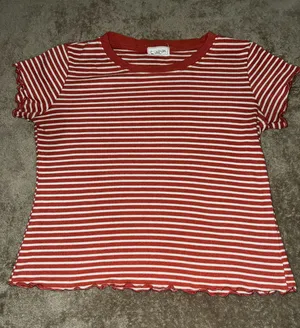 Heart & Hips lettuce trim baby tee thumbnail 1