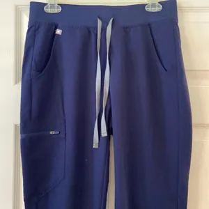 FIGS Technical Collection Pants size S inseam 30” waist 30” elastic navy blue thumbnail 4
