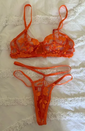 Lingerie Set Orange Size XS thumbnail 1