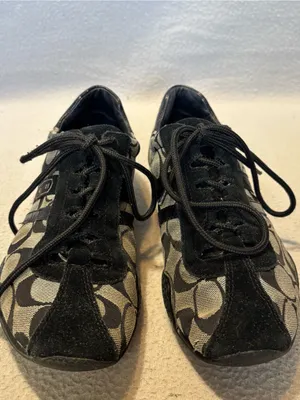 Coach Katelyn Black and Gray Canvas Signature Logo Sneakers size 7.5 thumbnail 3
