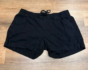 Old Navy Black Linen Blend Waistband Shorts Size L thumbnail 1