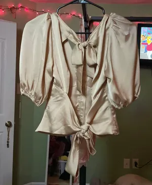 Abercrombie satin top thumbnail 2