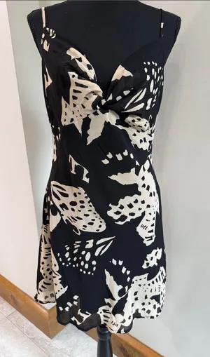 Dynamite Front Twist Mini Slip Dress size M thumbnail 1