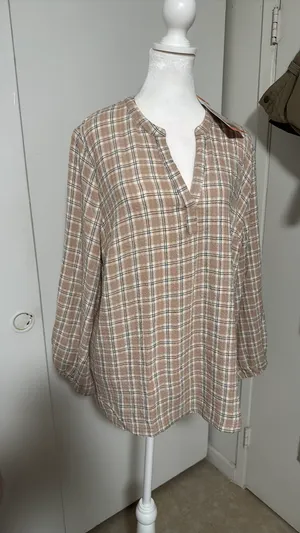 Felina Women Blouse thumbnail 3