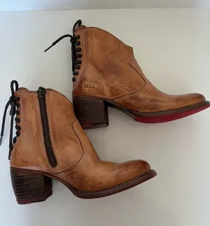 Bedstu Xena Women's Lace Up Casual Boots thumbnail 1